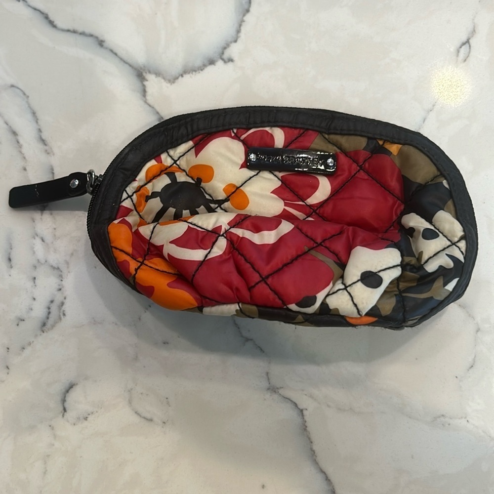 Vera Bradley Retired Bittersweet Pattern Multicolored Floral puffy makeup case‌
